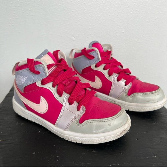 Air Jordan 1 Mid GG Hyper Fuchsia Sneakers - Picture 3 of 6
